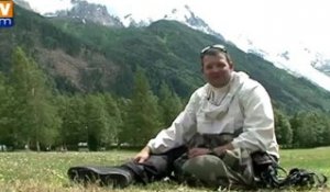 Un soldat amputé d’une jambe escalade l'Aiguille du Midi
