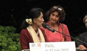 Aung San Suu Kyi au quai d’Orsay (27.06.12)