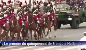 Premier défilé du 14 Juillet pour Hollande