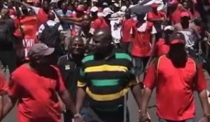 En Afrique du Sud, les grèves s'étendent aux mines de fer