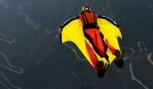 Les images extrêmes du championnat du monde de wingsuit