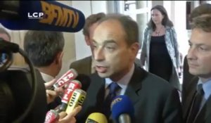 Reportages : Présidence de l'UMP : JF Copé refuse de remettre son titre en jeu