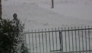 Arrivée de la neige le 29 novembre 2012 au matin, à Saint-Front (Haute-Loire)