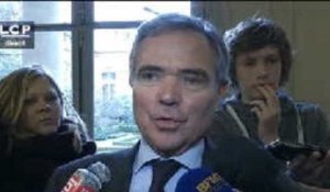Reportages : Réunion de réconciliation à l'UMP.