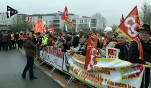 Petroplus : Hollande veut rassurer