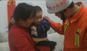 Une fillette coincée dans un lave-linge sauvée par les pompiers en Chine