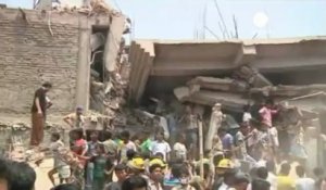 Bangladesh : des dizaines de morts dans l'effondrement...