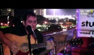 SOMERSERT BARNARD - LITTLE RED ROOSTER (BalconyTV)