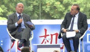 Moscovici : "Il faut poursuivre le mouvement de baisse du coût du travail"