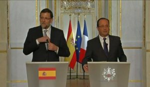 Hollande : "L'Etat défendra toujours ses intérêts" dans l'affaire Tapie