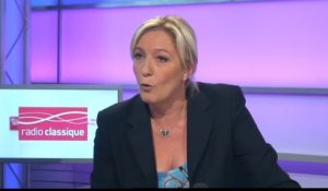Marine Le Pen : "[Baisse des allocations familiales] c’est un impôt sur les enfants"