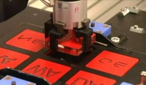 Des robots nouvelle génération qui usinent sur les chaines de montage au japon