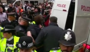 Scènes de tension entre la police et des manifestants anti-G8 à Londres