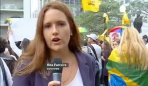 Des jeunes de la classe moyenne manifestent à São Paulo