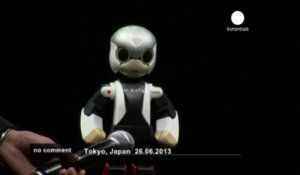 Le robot japonais "Kirobo"prêt à... - no comment