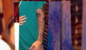 Justin Bieber se tatoue le bras