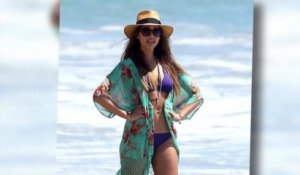 Jessica Alba passe une journée en famille à la plage