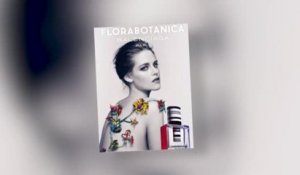 Kristen Stewart pose sans le haut pour une campagne de pub pour un parfum