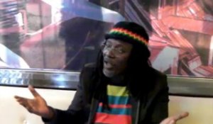 Le chanteur de reggae Alpha Blondy se dévoile