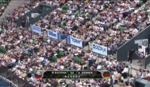 Tokyo - Kvitova triomphe face à Kerber