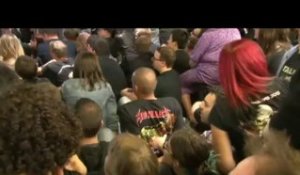 De passage à Paris, Metallica a fait rugir ses fans à la Fnac