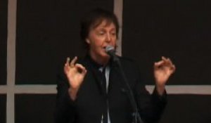 Paul McCartney's Surprise Times Square Concert!