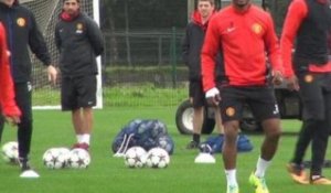 Patrice Evra: un joueur désavoué en France, apprécié en Angleterre - 23/10