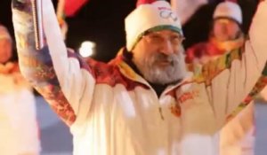 Sotchi 2014 - La flamme olympique réchauffe le pôle Nord
