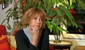 Une ex-malade réagit au cancer de Dominique Bertinotti