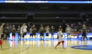 Les Spurs battus dans un match, pieds nus, par une équipe de jeunes basketteurs mexicains
