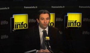 Changer d’assurance emprunteur : B. Hamon propose un an de délai