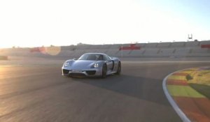 Vidéo : la Porsche 918 Spyder se débride sur circuit