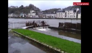Châteaulin. Inondation des quais