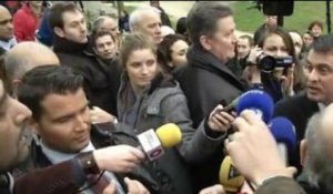 Manuel Valls interpellé sur Dieudonné en Bretagne - 09/01