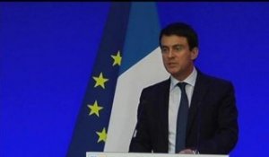 Manuel Valls s'attaque à la cybercriminalité - 23/01