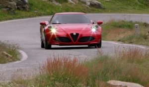 L'Alfa 4C élue plus belle voiture de l'année 2013: réactions