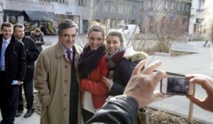 Tour de France - François Fillon en visite à St Etienne pour soutenir Gaël Perdriau