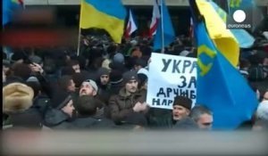 La Crimée divisée entre "pro-Ukraine" et "pro-Russie"