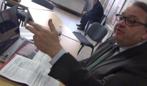 Patrick Mennucci, candidat à la mairie de Marseille répond à la question de Fathi responsable régional de la fondation Abbé Pierre