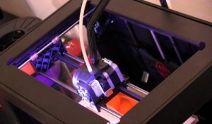 Imprimante 3D Makerbot Replicator V5 en vidéo : ce qui a changé