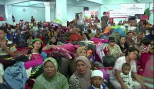 Indonésie: le président aurpès des déplacés d'un volcan