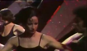 Marie Paule Belle et le ballet Barry Collins dans un tango