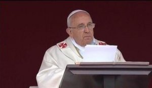 Canonisations: hommage du pape François à "deux hommes courageux"  - 27/04
