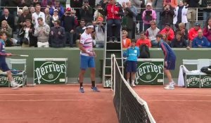Unusual celebration by Marinko Matosevic at Roland Garros