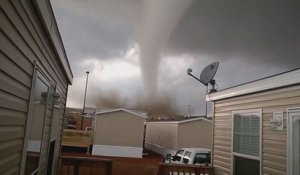 Face-à-face avec une tornade géante dans le Dakota du Nord