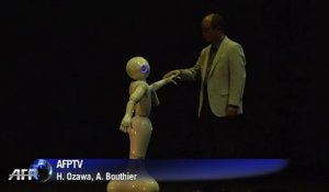 SoftBank dévoile un robot humanoïde prêt à faire l'accueil dans ses boutiques