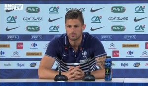 Football / Equipe de France / Giroud mérite-t-il d'être titulaire ? 10/06