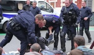 Lille : une vingtaine d’intermittents perchés sur un toit, la police intervient