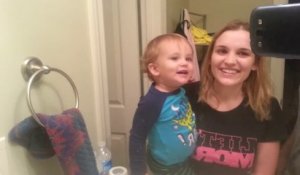 Un Petit Garçon Se Rase Les Sourcils ! Sur Orange Vidéos