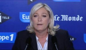Marine Le Pen veut mettre "fin à la double nationalité"